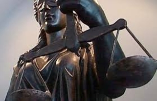 Суд над полицейскими-вымогателями
