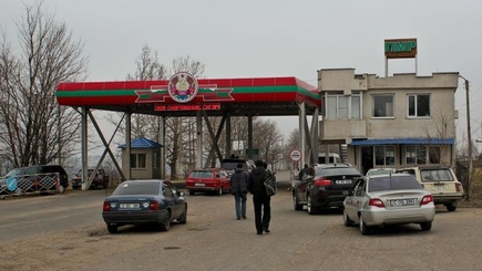 На КПП Приднестровья увеличилось количество силовиков