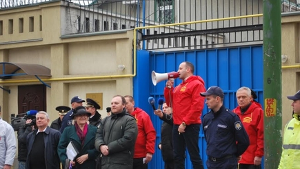 Тулянцев научил коммунистов, где нужно протестовать