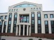 Посол встретился с лидерами партии