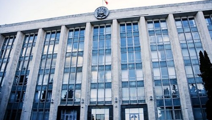 Отставка не прошла. Правительство продолжит свою работу