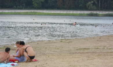В озерах Кишинева купаться запрещено!