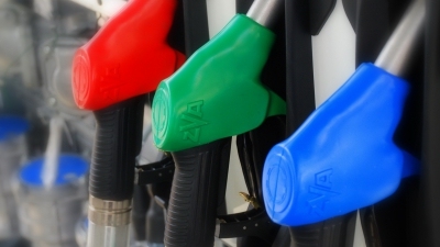 В Молдове подешевеет бензин и солярка