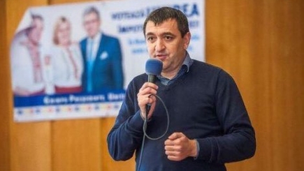 Нэстасе возвращает в мэрию людей Киртоакэ