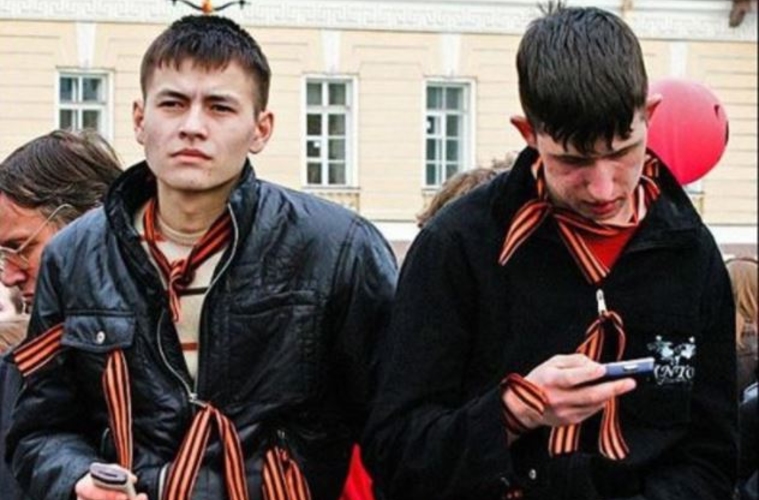 Гражданина Молдовы не пустили в Украину из-за георгиевской ленточки