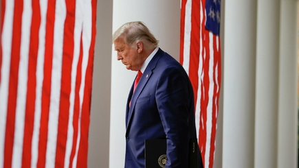 Трамп согласился начать процесс передачи власти Байдену, но не намерен признавать поражение