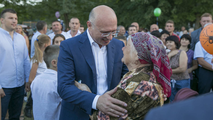 Павел Филип: Запуск двигателей экономики позволил осуществить социальные реформы, увеличить пенсии и зарплаты