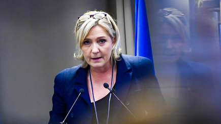 Ле Пен в третий раз за полгода пообещала признать Крым российским