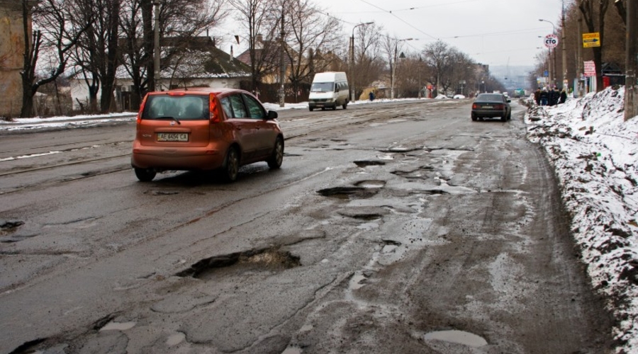 К чему не прикасаются либералы все превращается в ...