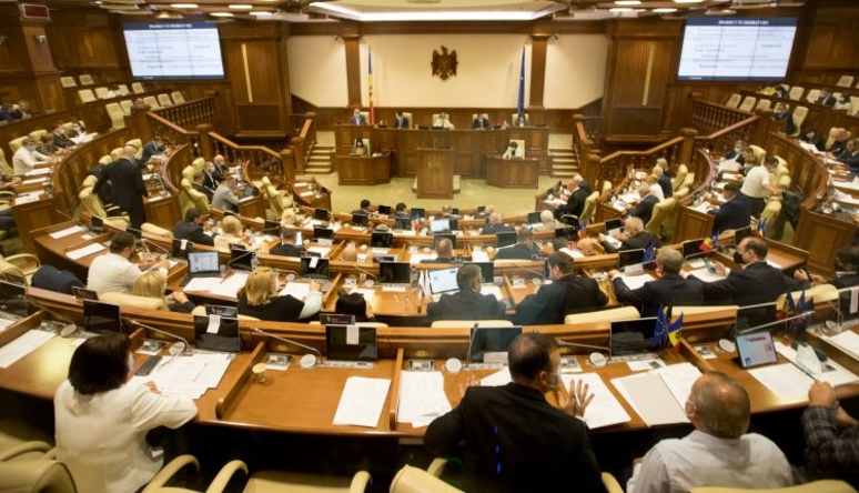 ТОП самых «ленивых» депутатов парламента: Шор, Цырдя, Андронаки