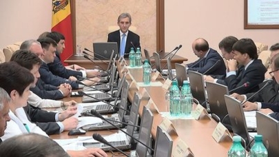 Члены кабмина представили декларации об имуществе и доходах за 2013 год