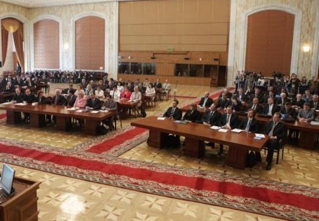 Новая структура парламента
