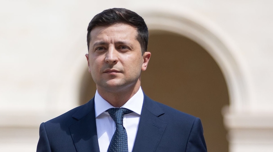 Зеленский заявил, что вместо проведения военного парада на День Независимости украинским военным выдадут премии
