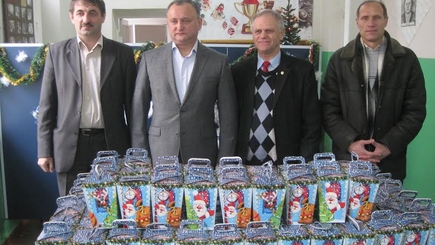 В Кишиневе стартовал Республиканский шахматный турнир „Cupa Dulce-2013”