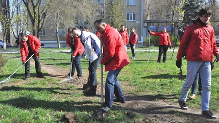 Социалисты приняли участие в озеленении кишиневских парков