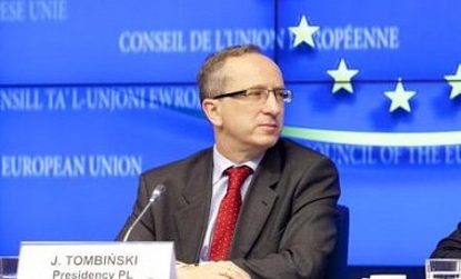 Доверие к Украине и украинским политикам низкое, - посол ЕС
