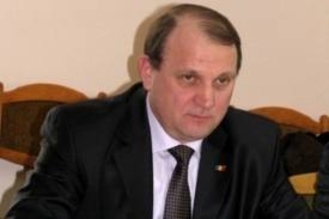 Бумаков обсудит в Москве возможность снятия эмбарго