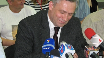 Депутат от фракции ПКРМ Зураб Тодуа разоблачает Игоря Додона