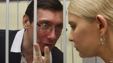 Высший административный суд определится с местом Тимошенко и Луценко в бюллетене