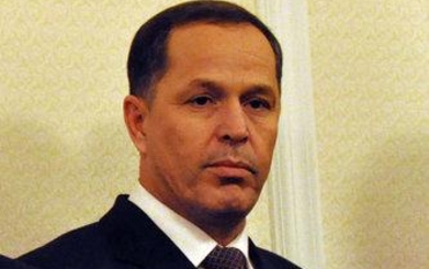 Формузал явился на зaседание правительства c синяком под глaзом