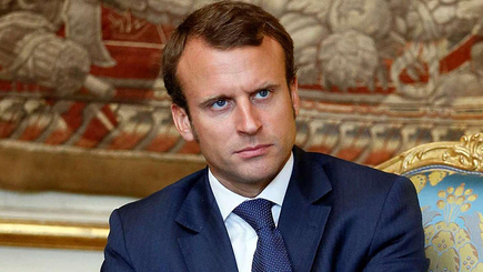 Макрон: 
