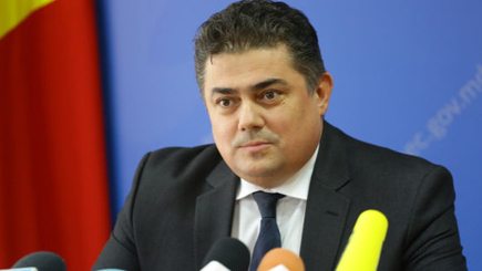 Октавиан Калмык подал в отставку с поста директора НАРЭ