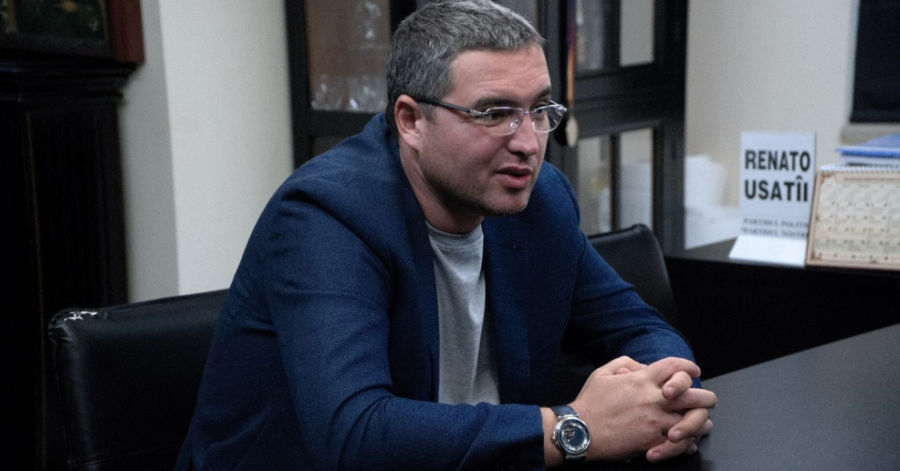 Ренато Усатый спросил людей, хотят ли они перезапустить 