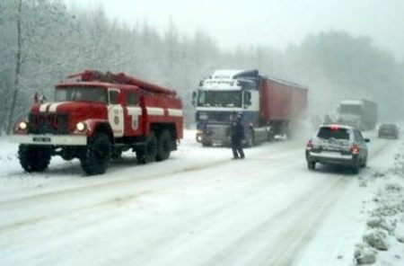 Арбузов поручил добиться быстрого восстановления электроснабжения