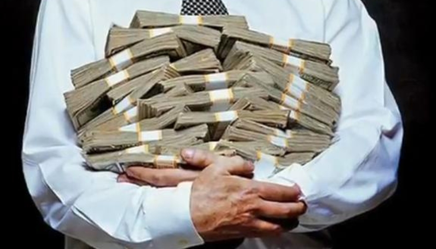 Депутаты положат конец эпохе триумфа старушек-процентщиц: за фальшивых друзей берутся всерьез