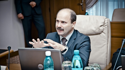 Лазэр не боится гастарбайтеров