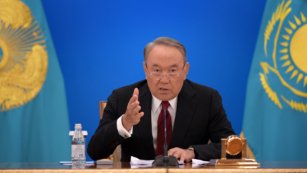 Назарбаев уходит в отставку