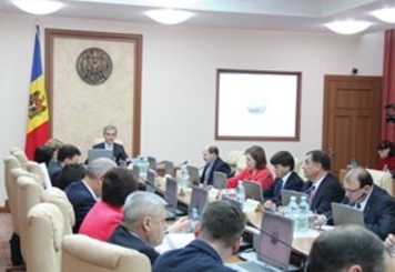 Правительство пригласило гастарбайтеров обратно домой