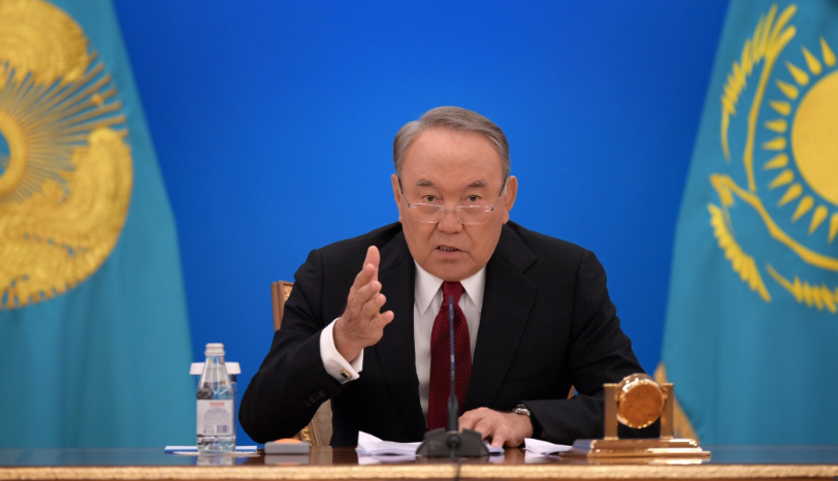 Назарбаев уходит в отставку