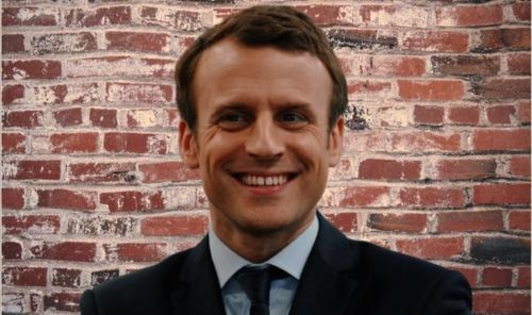 Из Елисейского дворца с приветом!