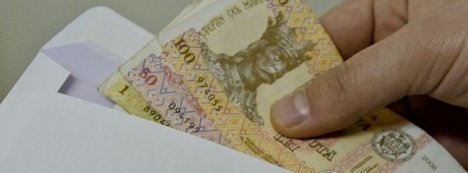 Средняя зарплата в Молдове  выросла за год на 13,5%