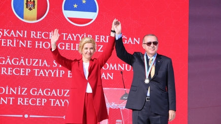 По слухам три депутата из Анкары «привезли деньги» на выборы в Болгарии, которые передали Ирине Влах