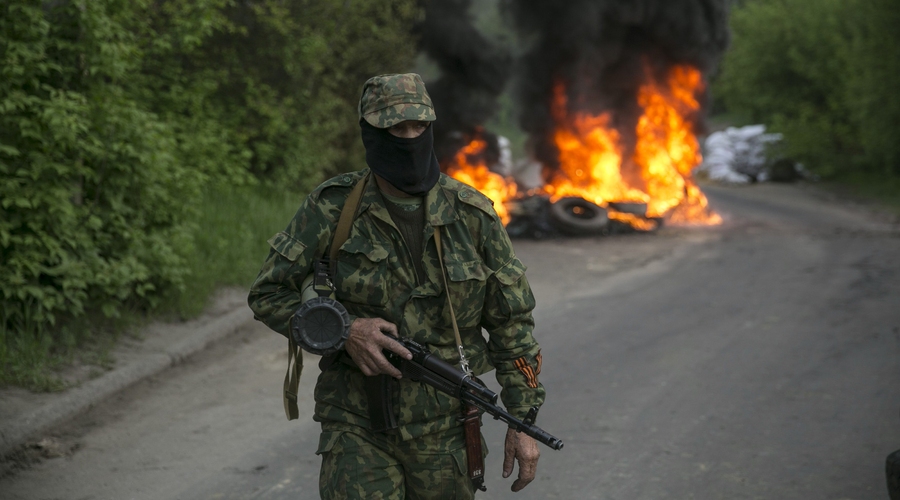 Ночью сепаратисты обстреляли позиции военных 17 раз