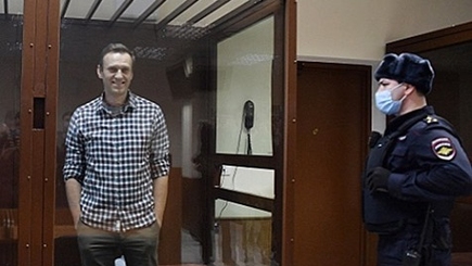 Алексей Навальный признался: он - гений и кукловод преступного мира. Профессор Навариарти.