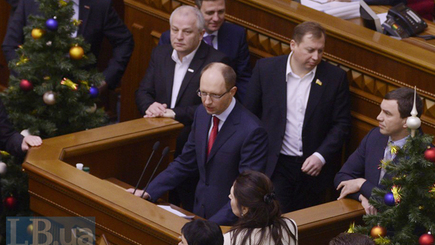 Оппозиция заблокировала работу Рады