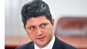 Министр иностранных дел Румынии Титус Корлэцян подал в отставку