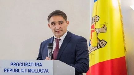 Прокурору разрешили уехать из страны