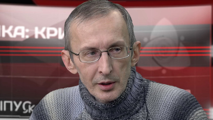 Все-таки жидковат в коленках нынешний главнокомандующий РФ на знаковые и символьные жесты