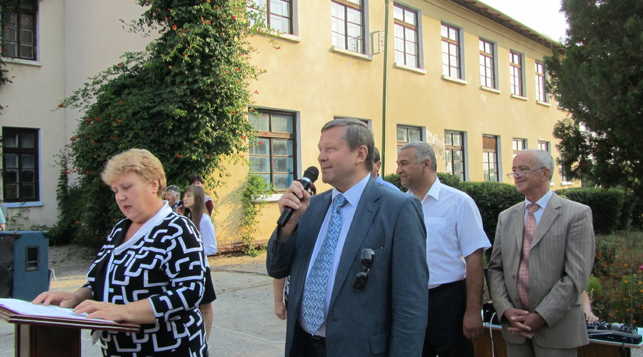 Более тысячи экземпляров книг получил в дар от РЦНК лицей Бессарабяски