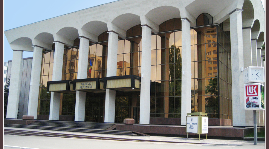 Влад Филат может опять занимать публичные должности