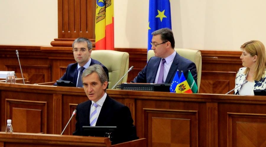 Кабмин взял на себя ответственность за ряд зaконопроектов перед парламентом