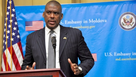 Даже во время пандемии мы должны также наблюдать за здоровьем демократии Молдовы