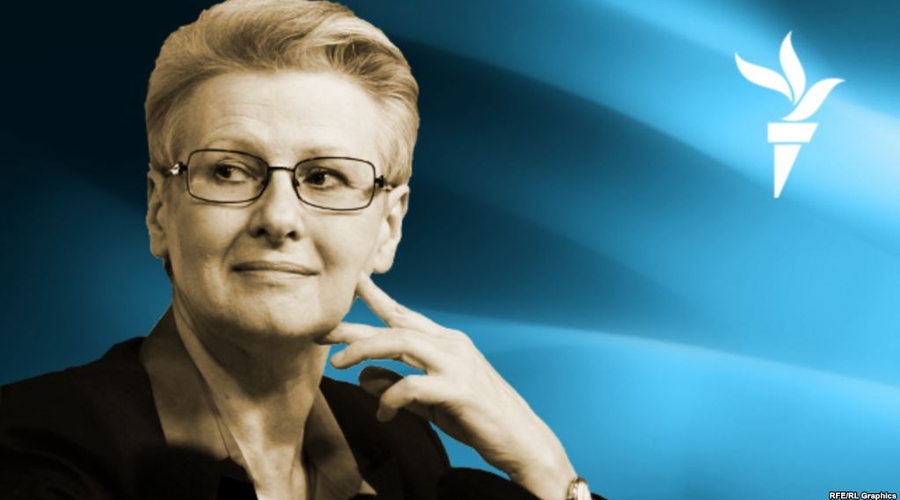 Лилия Шевцова: Беременные революцией