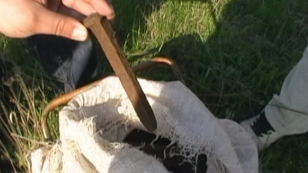 Трое мужчин было задержано по подозрению в краже металлических частей с железной дороги в муниципии Бельцы