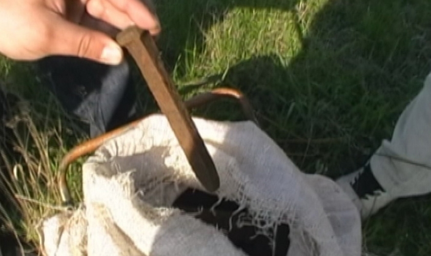 Трое мужчин было задержано по подозрению в краже металлических частей с железной дороги в муниципии Бельцы