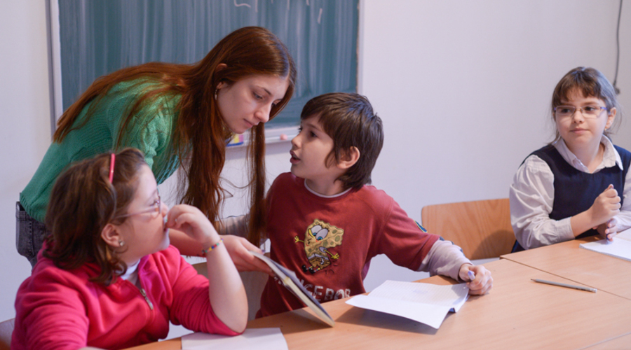 В Молдове начнyт работать 38 американских волонтёров